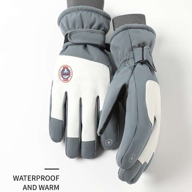 ランニングウェア 雪山ガールスノーボードウェア